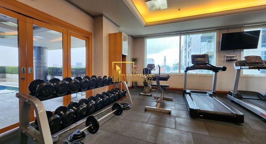 For rent 4 bedrooms condo in Pathum Wan, Bangkok