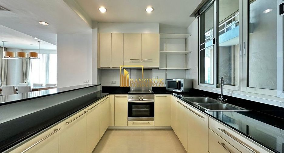 À louer 2 chambres appartement à Watthana, Bangkok