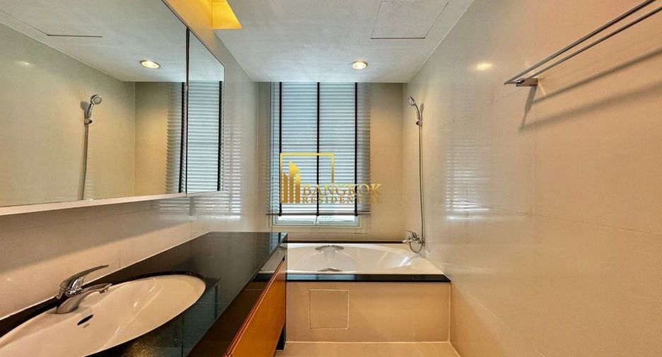 À louer 2 chambres appartement à Watthana, Bangkok