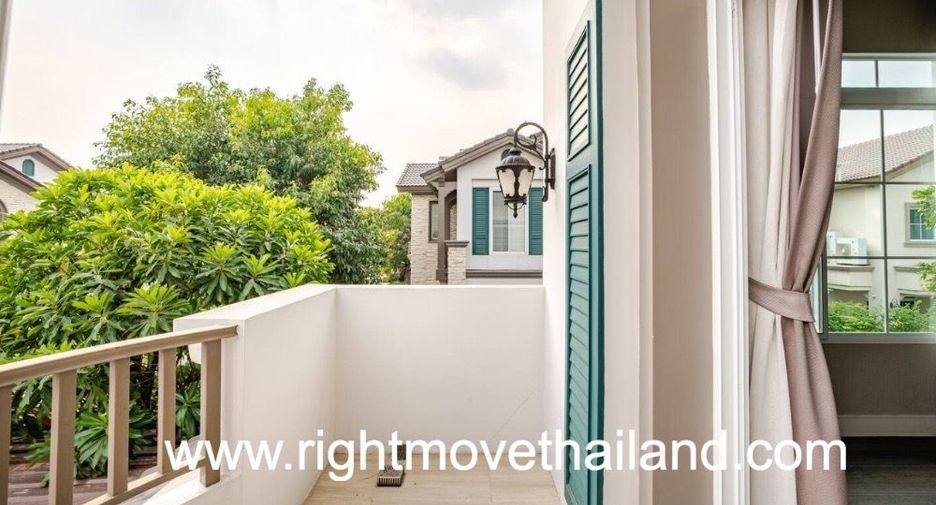 Casa en alquiler y en venta de 4 habitaciones en Bang Khen, Bangkok