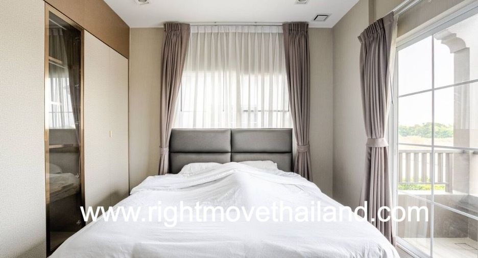 Casa en alquiler y en venta de 4 habitaciones en Bang Khen, Bangkok