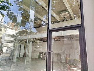 For rent retail Space in Khlong Toei, Bangkok