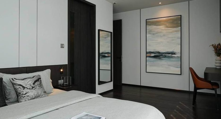 Condo en alquiler y en venta de 3 habitaciones en Khlong Toei, Bangkok