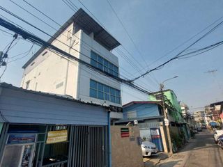 For sale 3 bed office in Prawet, Bangkok