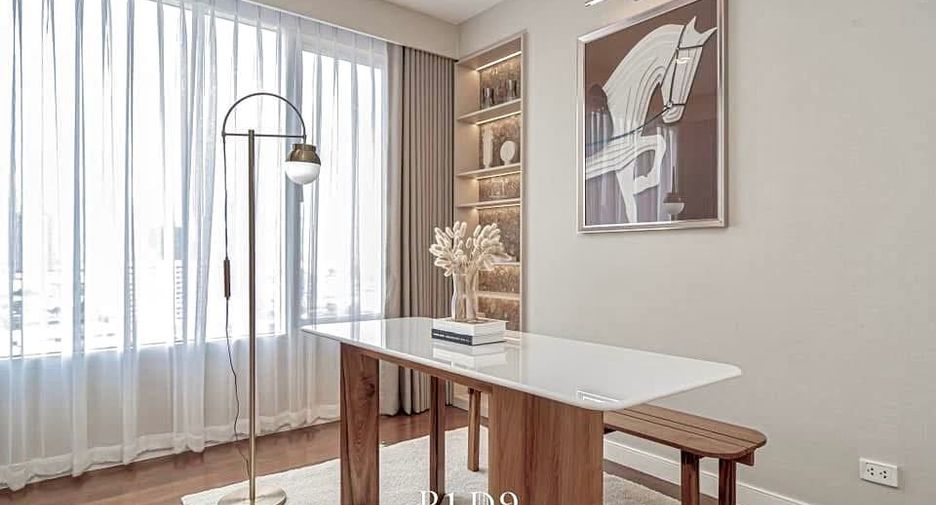 For sale 3 bedrooms condo in Watthana, Bangkok
