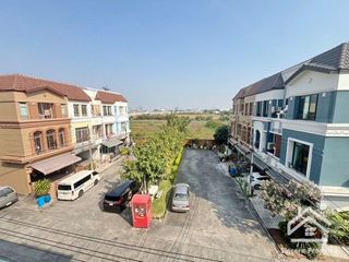 For rent 3 bed house in Mueang Samut Prakan, Samut Prakan