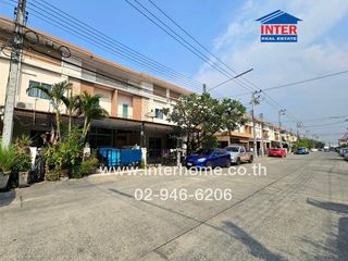 For sale 4 Beds townhouse in Lam Luk Ka, Pathum Thani