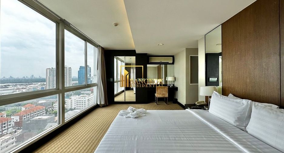 For rent 2 bedrooms serviced apartment in Yan Nawa, Bangkok