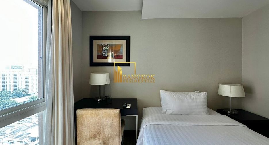For rent 2 bedrooms serviced apartment in Yan Nawa, Bangkok