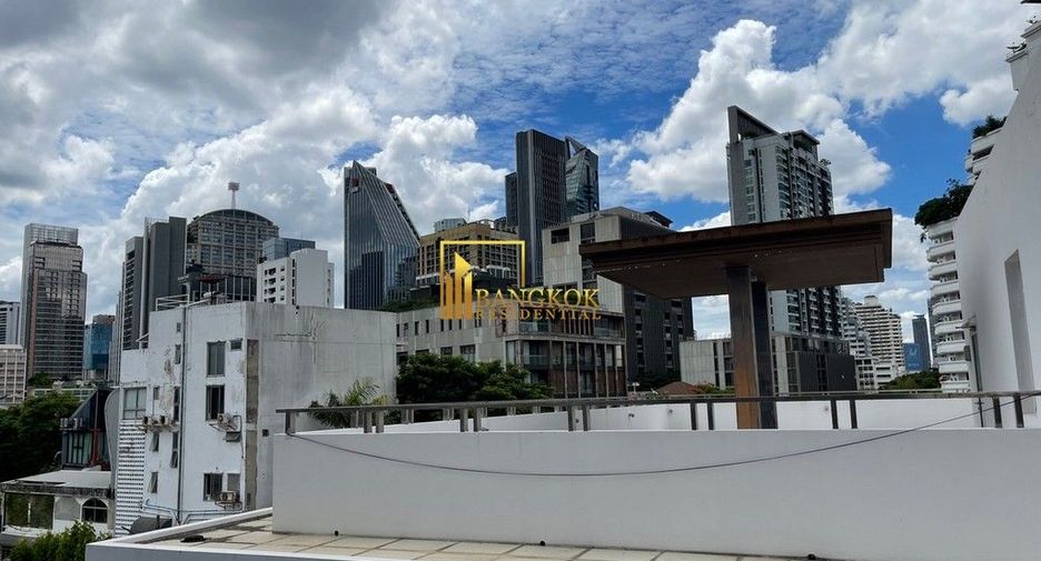 Apartamento en alquiler de 2 habitaciones en Khlong Toei, Bangkok
