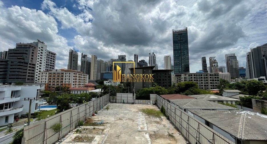 Apartamento en alquiler de 2 habitaciones en Khlong Toei, Bangkok