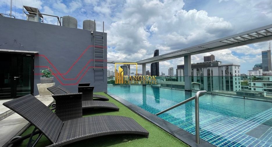 Apartamento en alquiler de 2 habitaciones en Khlong Toei, Bangkok