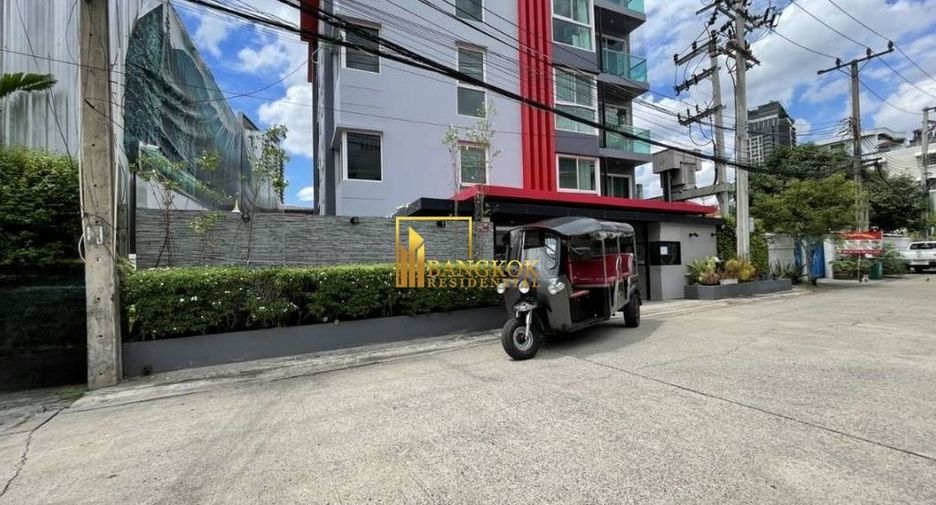 Apartamento en alquiler de 2 habitaciones en Khlong Toei, Bangkok