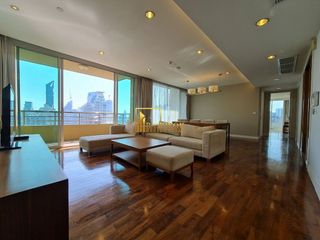 Wohnung zur Miete mit 3 Zimmer in Watthana, Bangkok