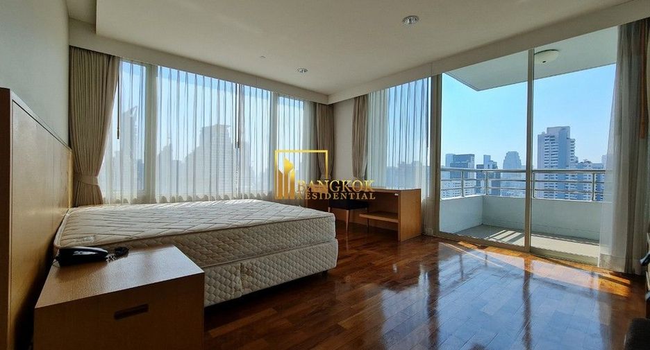 À louer 3 chambres condo à Watthana, Bangkok