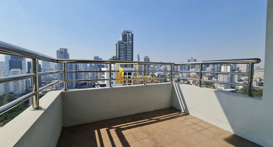 À louer 3 chambres condo à Watthana, Bangkok