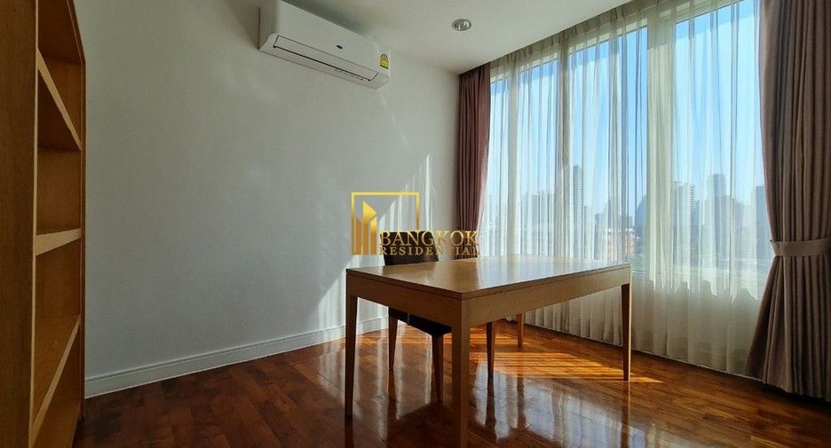 À louer 3 chambres appartement à Watthana, Bangkok