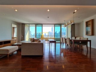 À louer 3 chambres appartement à Watthana, Bangkok