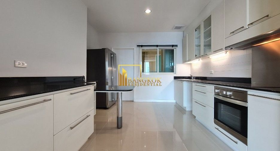 À louer 3 chambres appartement à Watthana, Bangkok