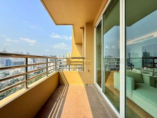 Wohnung zur Miete mit 3 Zimmer in Watthana, Bangkok