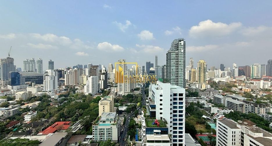 À louer 3 chambres condo à Watthana, Bangkok