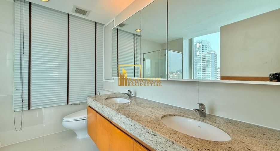 À louer 3 chambres condo à Watthana, Bangkok