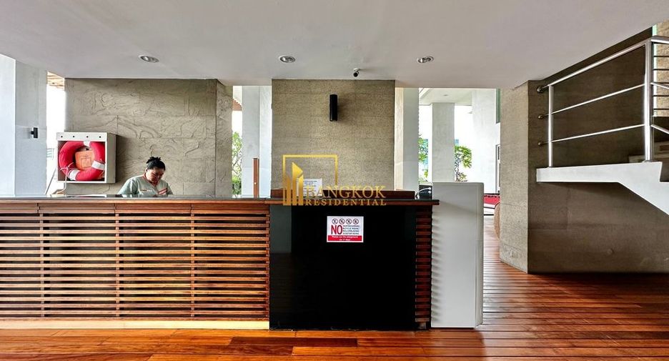 À louer 3 chambres condo à Watthana, Bangkok