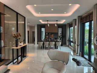 À vendre 3 chambres maison à Pluak Daeng, Rayong
