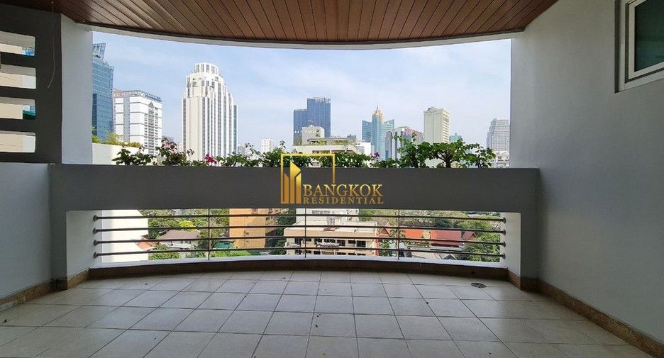 Apartamento en alquiler de 3 habitaciones en Khlong Toei, Bangkok