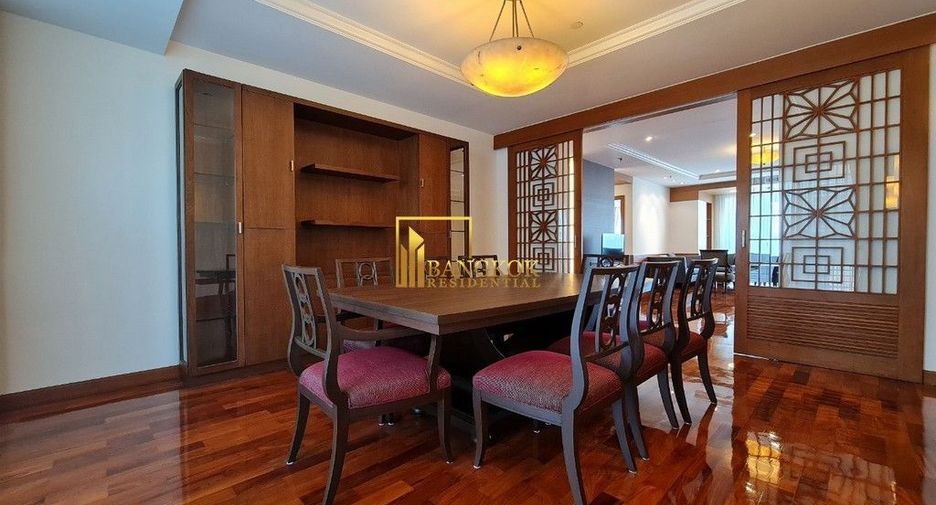 Apartamento en alquiler de 3 habitaciones en Khlong Toei, Bangkok