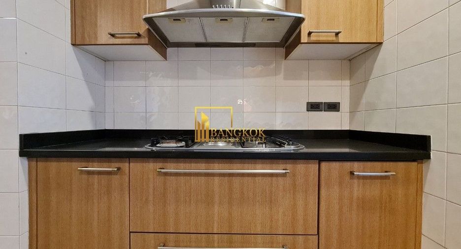 Apartamento en alquiler de 3 habitaciones en Khlong Toei, Bangkok