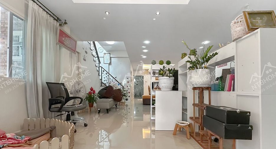 For sale 3 bed house in Pak Kret, Nonthaburi