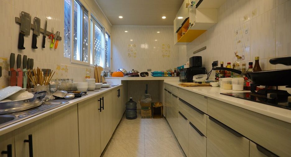 Haus zum Kauf mit 6 Zimmer in Central Pattaya, Pattaya