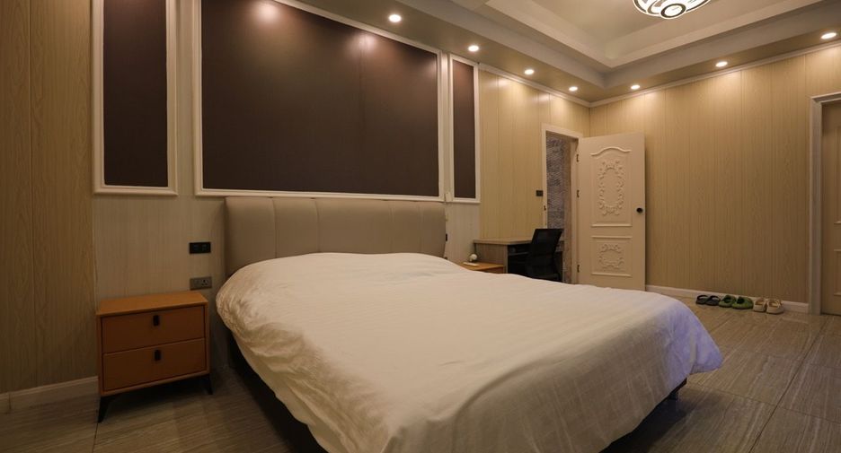 Haus zum Kauf mit 6 Zimmer in Central Pattaya, Pattaya