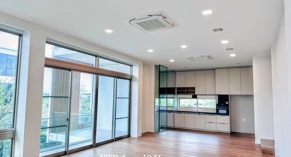 For rent and for sale 3 bedrooms house in Saphan Sung, Bangkok