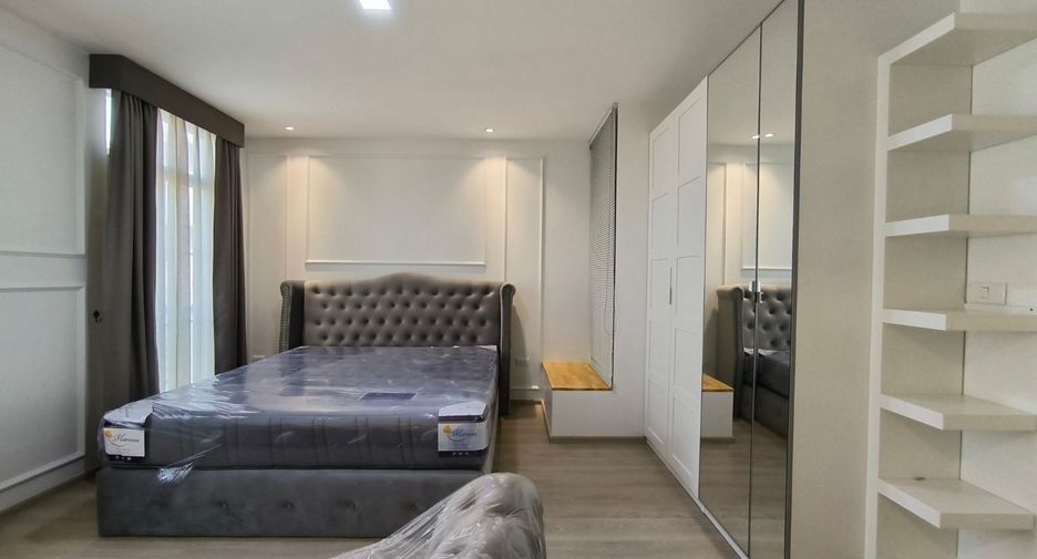 For rent 3 bedrooms townhouse in Bang Phli, Samut Prakan