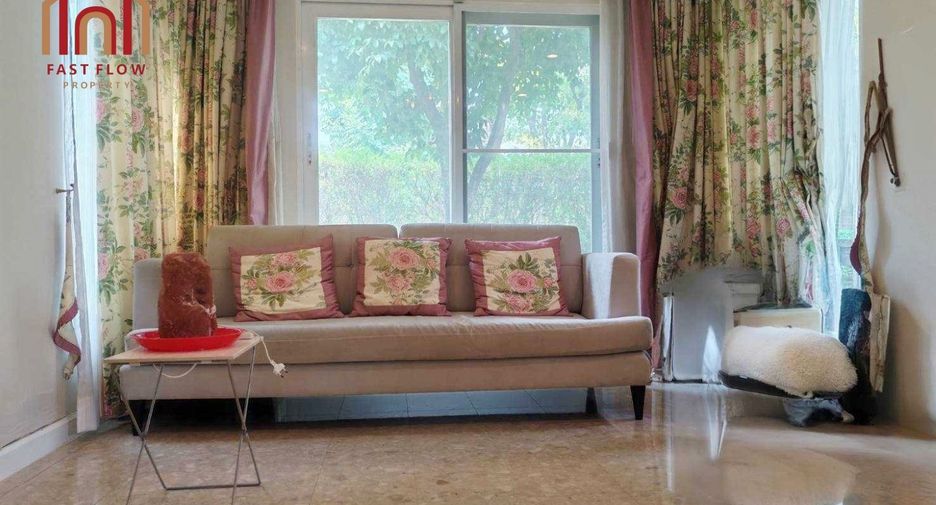 For sale 3 bedrooms house in Taling Chan, Bangkok