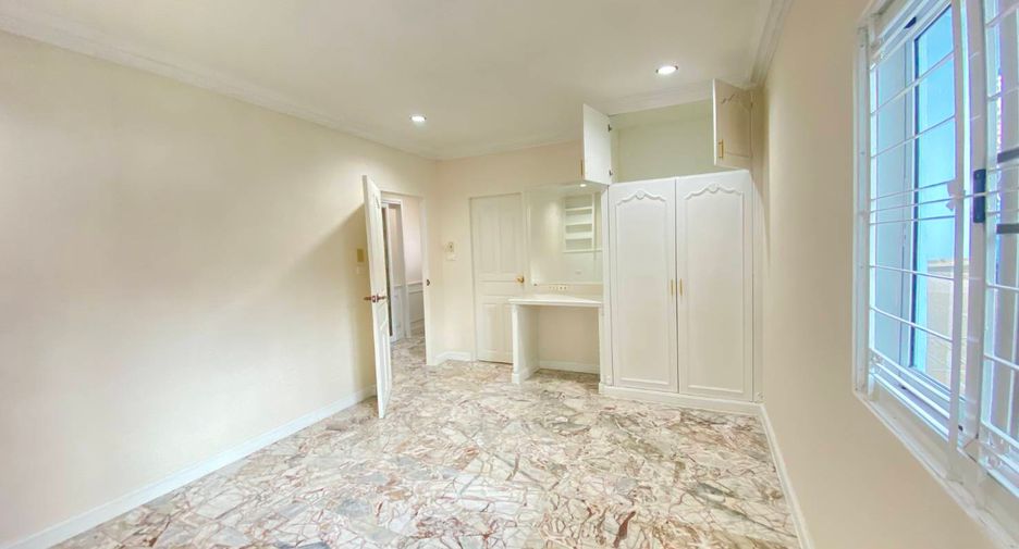 For sale 11 bedrooms house in Bang Lamung, Chonburi