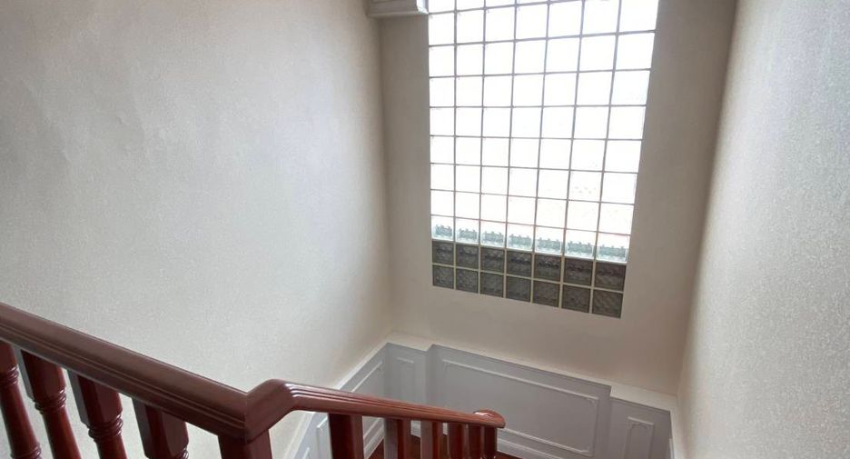 For sale 11 bedrooms house in Bang Lamung, Chonburi