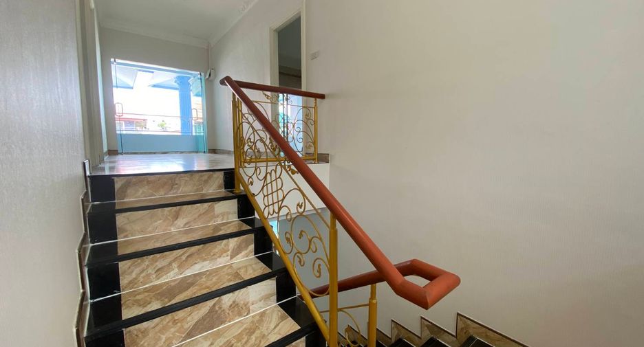 For sale 11 bedrooms house in Bang Lamung, Chonburi