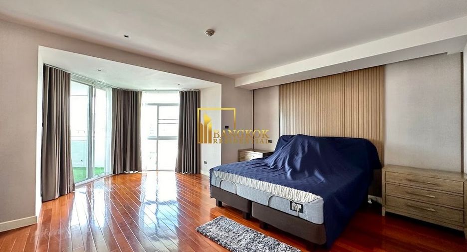 À louer 3 chambres condo à Watthana, Bangkok