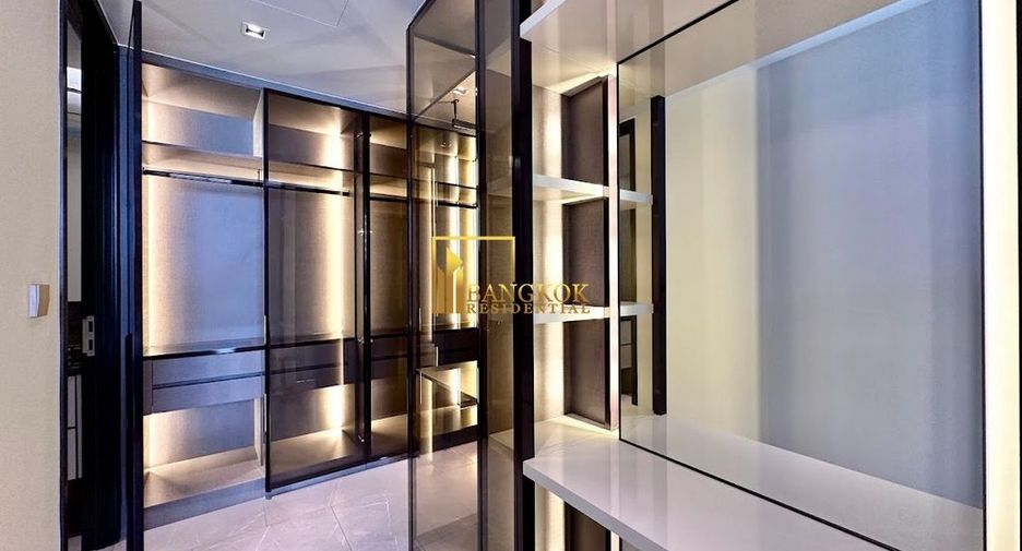 À louer 2 chambres condo à Watthana, Bangkok