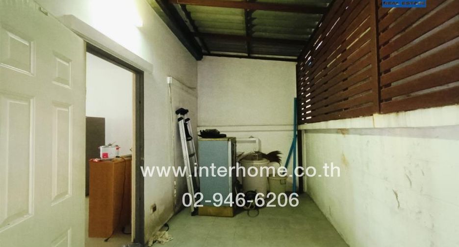 For sale 3 bed townhouse in Min Buri, Bangkok