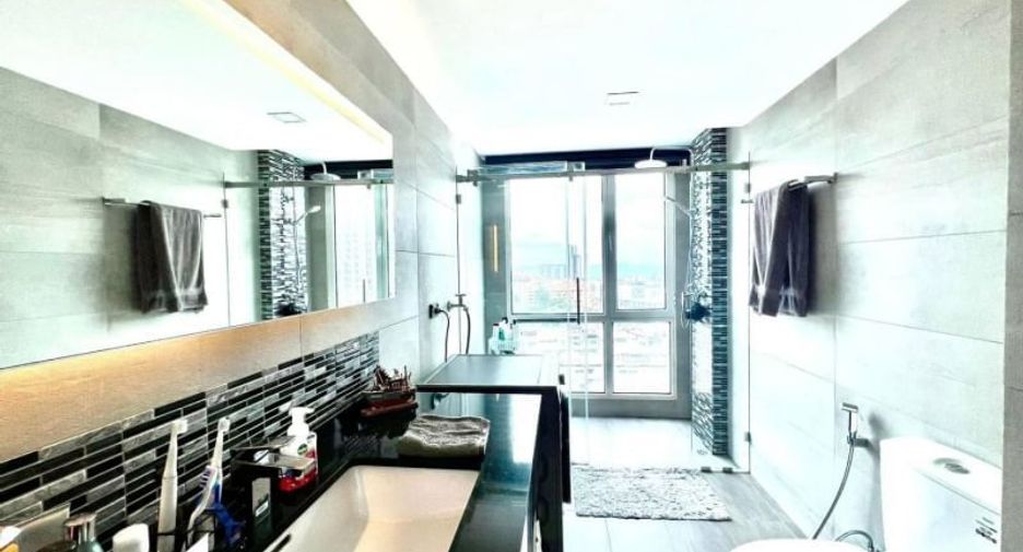 For sale 2 bedrooms condo in Bang Lamung, Chonburi