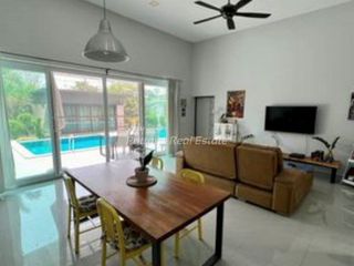 Casa en venta de 3 habitaciones en Bang Lamung, Chonburi
