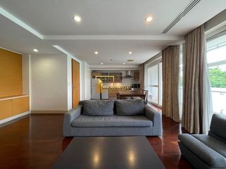 For rent 2 bedrooms apartment in Watthana, Bangkok