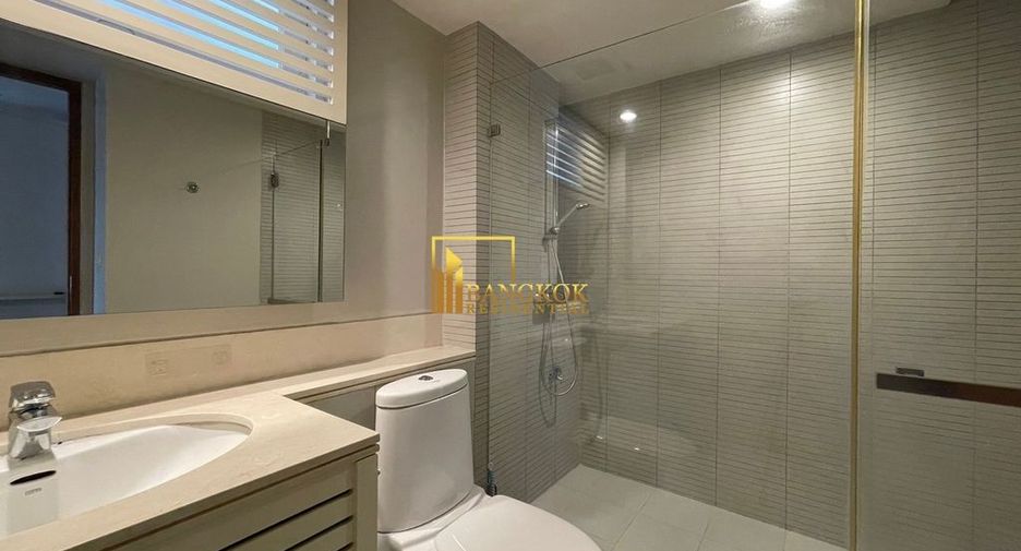 For rent 2 bedrooms apartment in Watthana, Bangkok