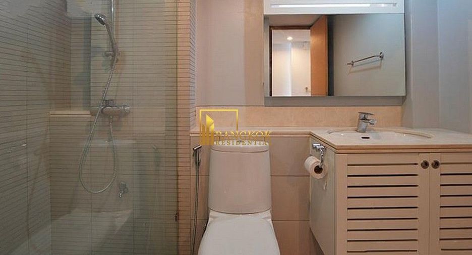 For rent 2 bedrooms apartment in Watthana, Bangkok