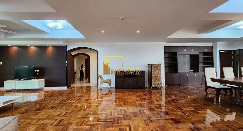 À louer 4 chambres appartement à Khlong Toei, Bangkok