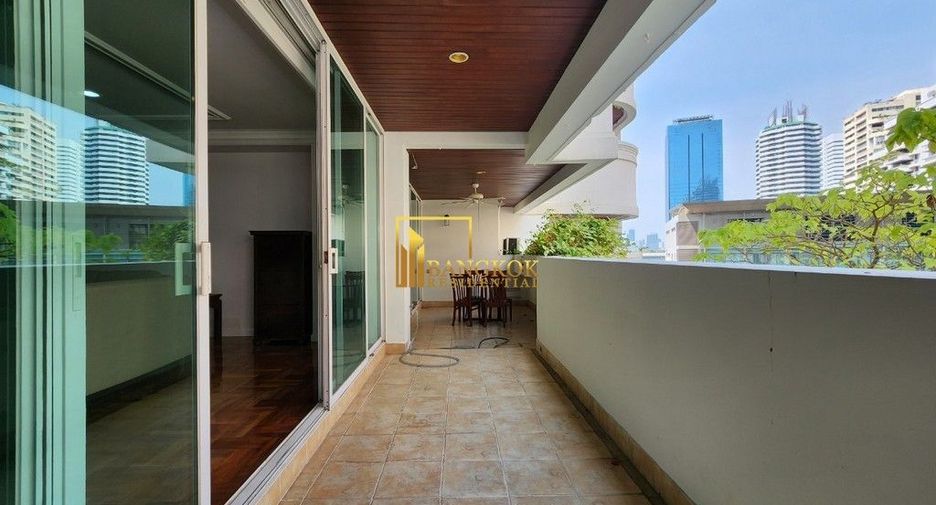 À louer 4 chambres appartement à Khlong Toei, Bangkok